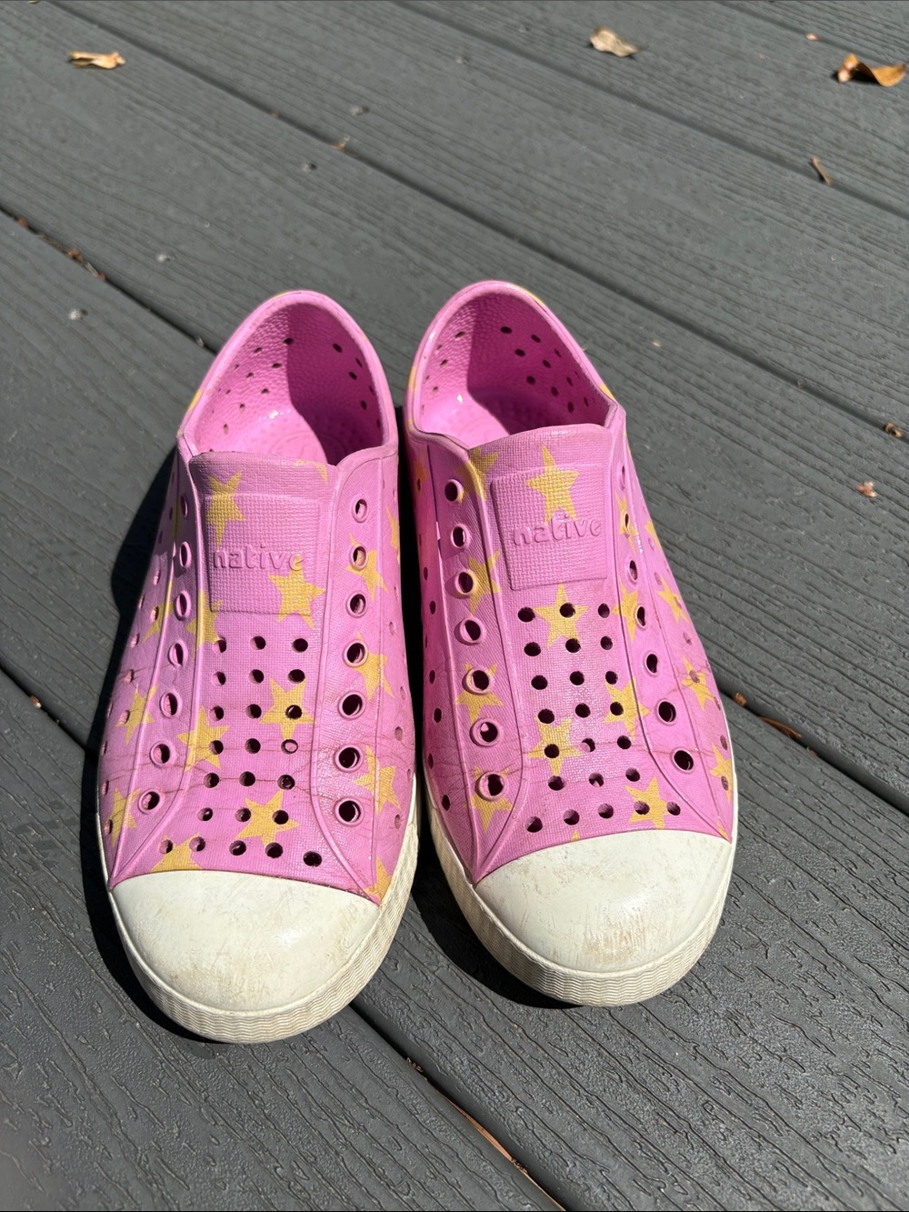 Native Pink and Yellow Star Slip-On Kids Sneakers